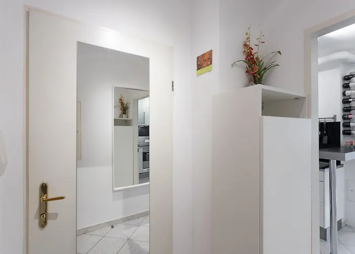 Market, Metro, Center By Jr Apartamento